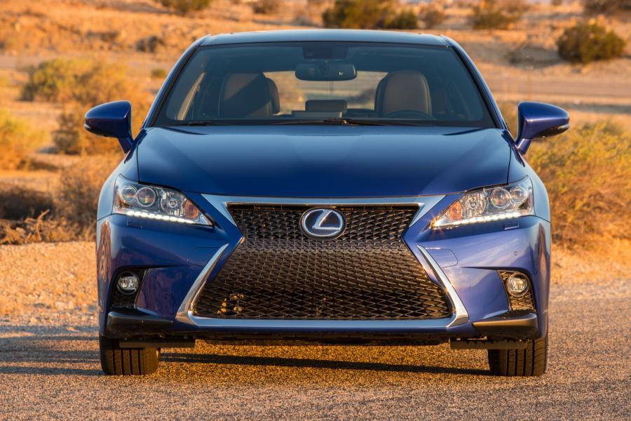  Lexus CT200h F-Sport 2014 года  (NA) (фото 13 из 41)